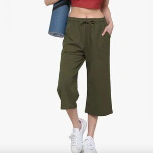 Olive green capri sweat pants